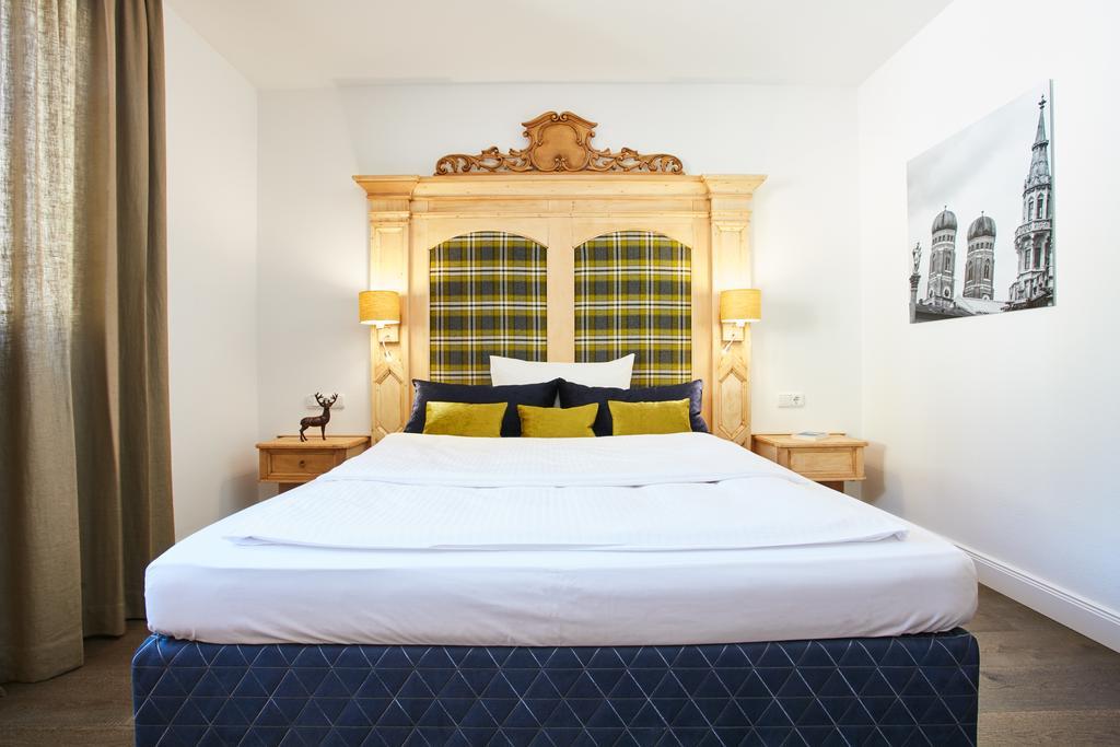 Prinzregent Hotel 4*